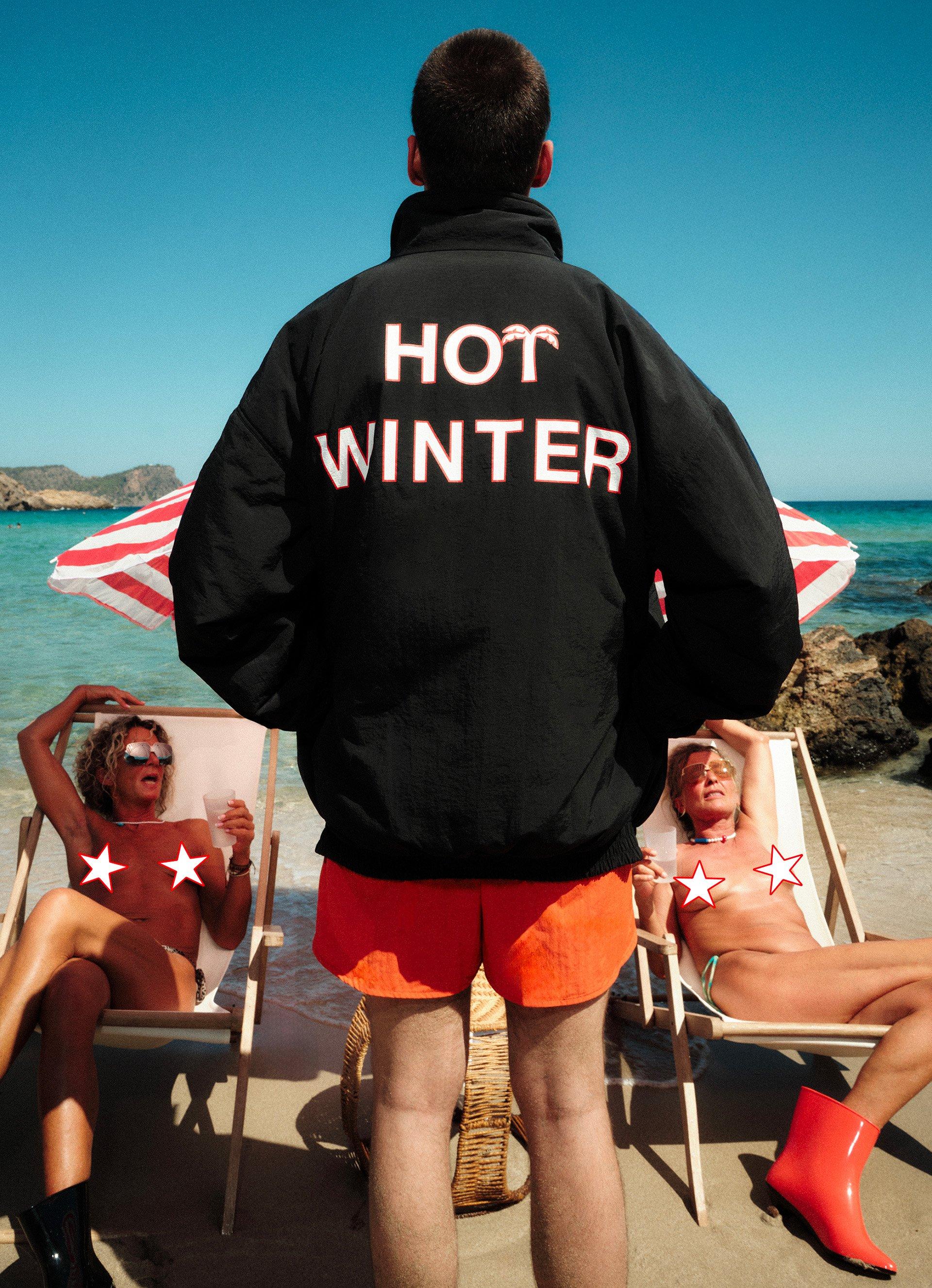 The models are wearing Hot Winter Tricolor Stripe Jacket in Black, Love Boots in Red, Love Boots in Black.